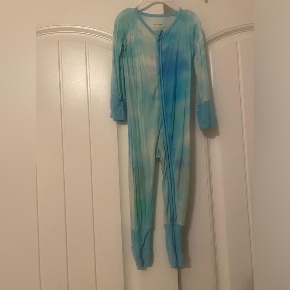 Little Sleepies infant pajamas.